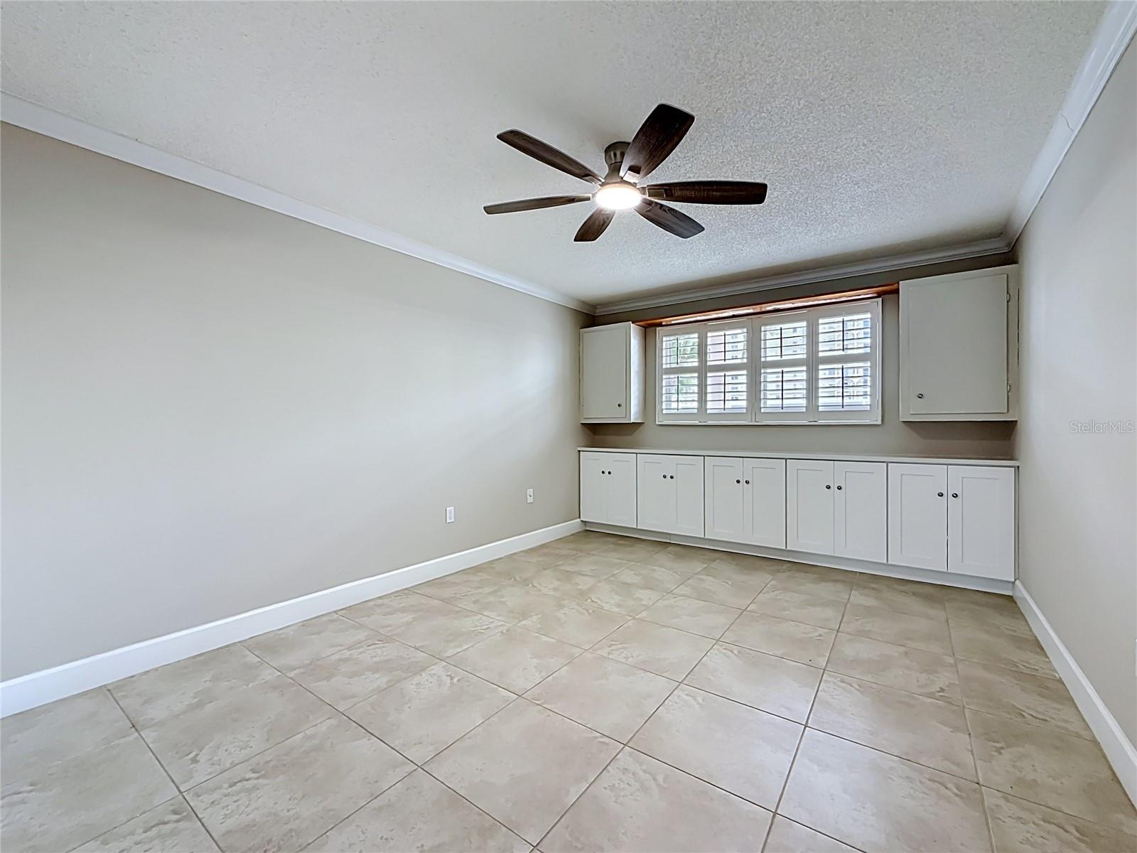 6025 Shore Blvd S #106 Property Photo 29