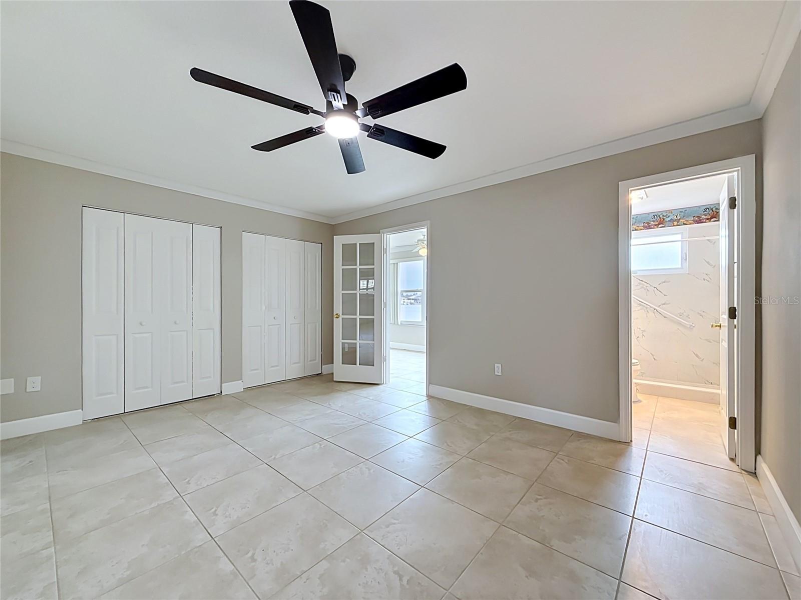 6025 Shore Blvd S #106 Property Photo 34