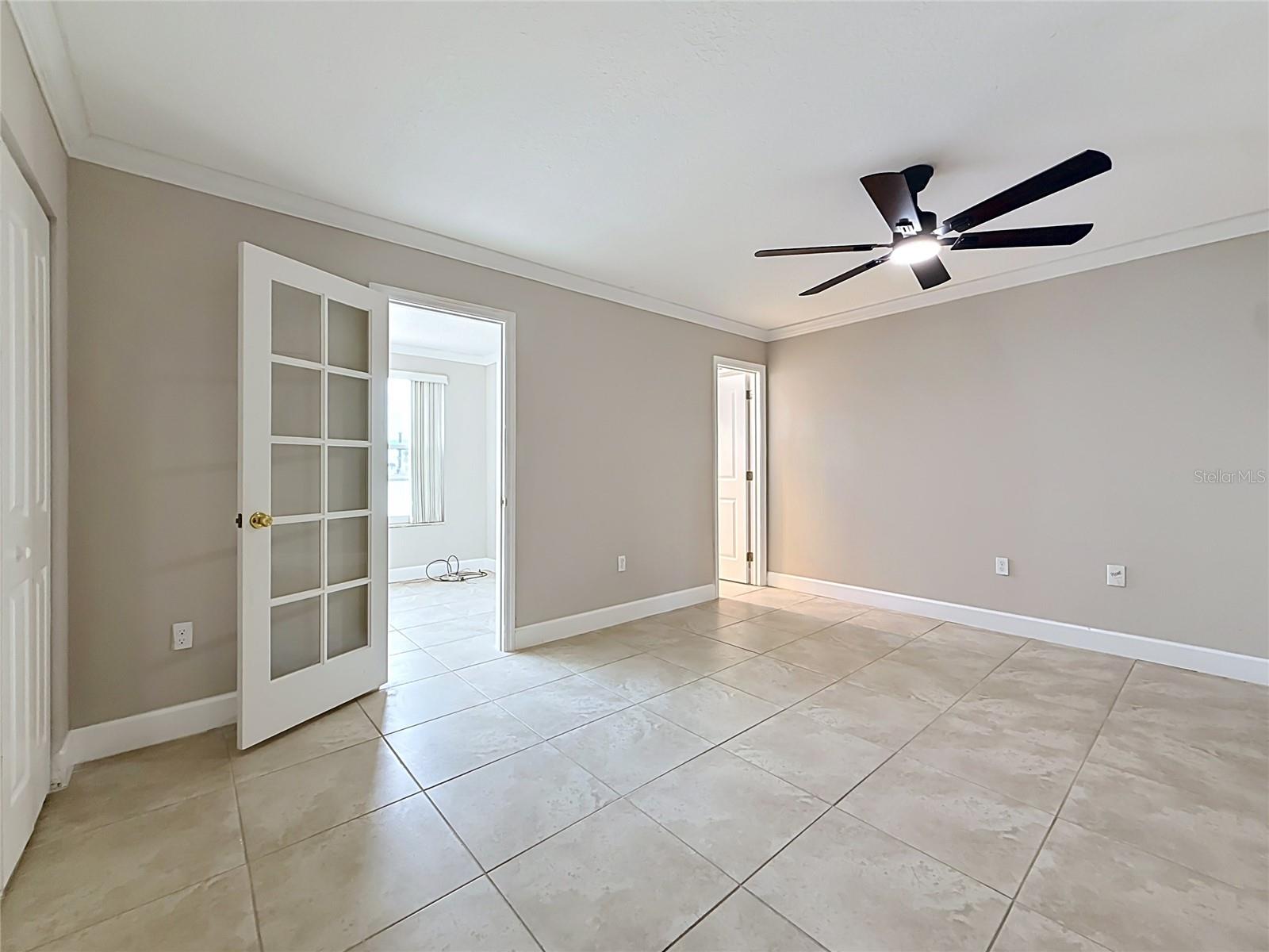 6025 Shore Blvd S #106 Property Photo 35