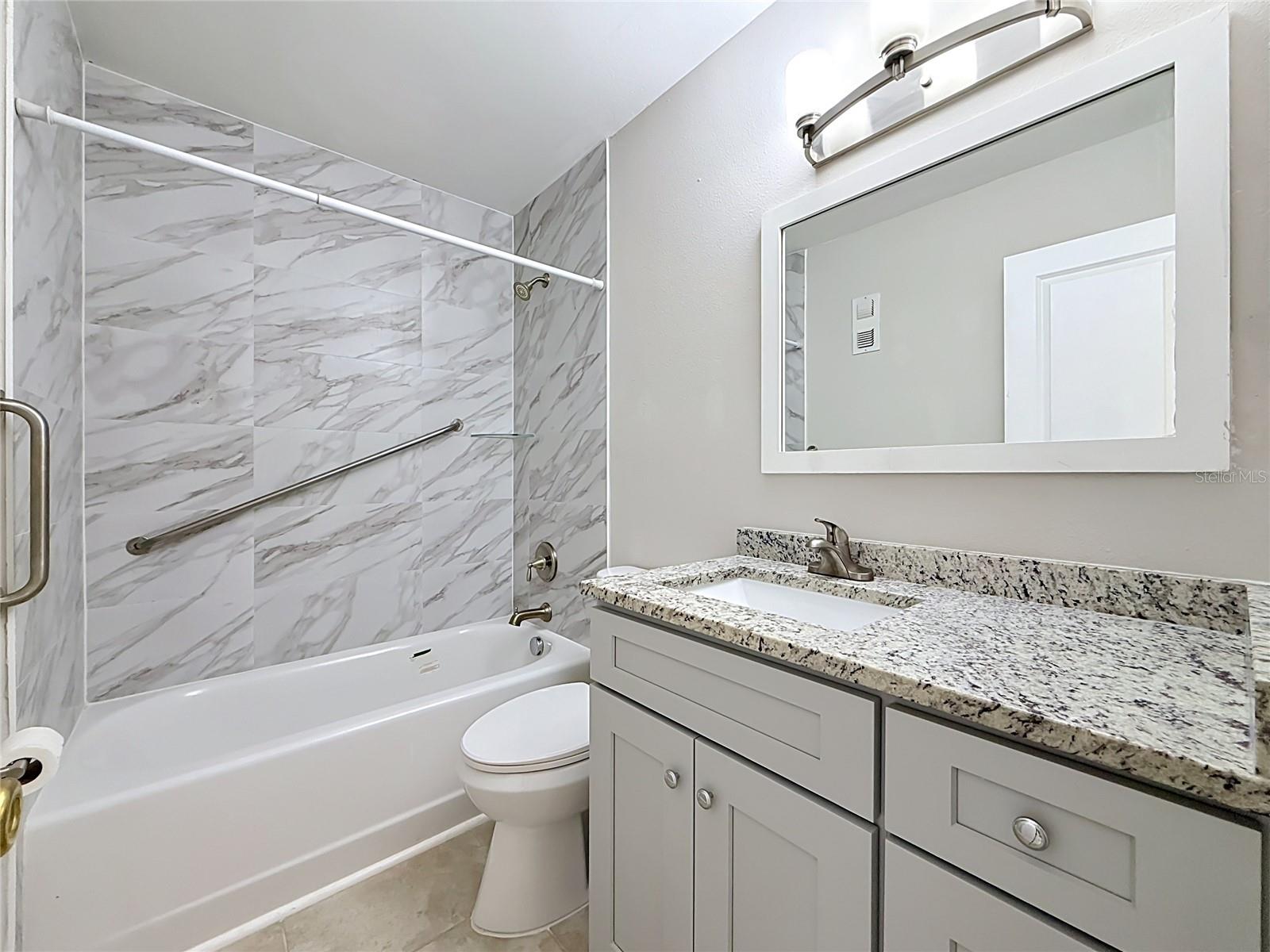 6025 Shore Blvd S #106 Property Photo 42