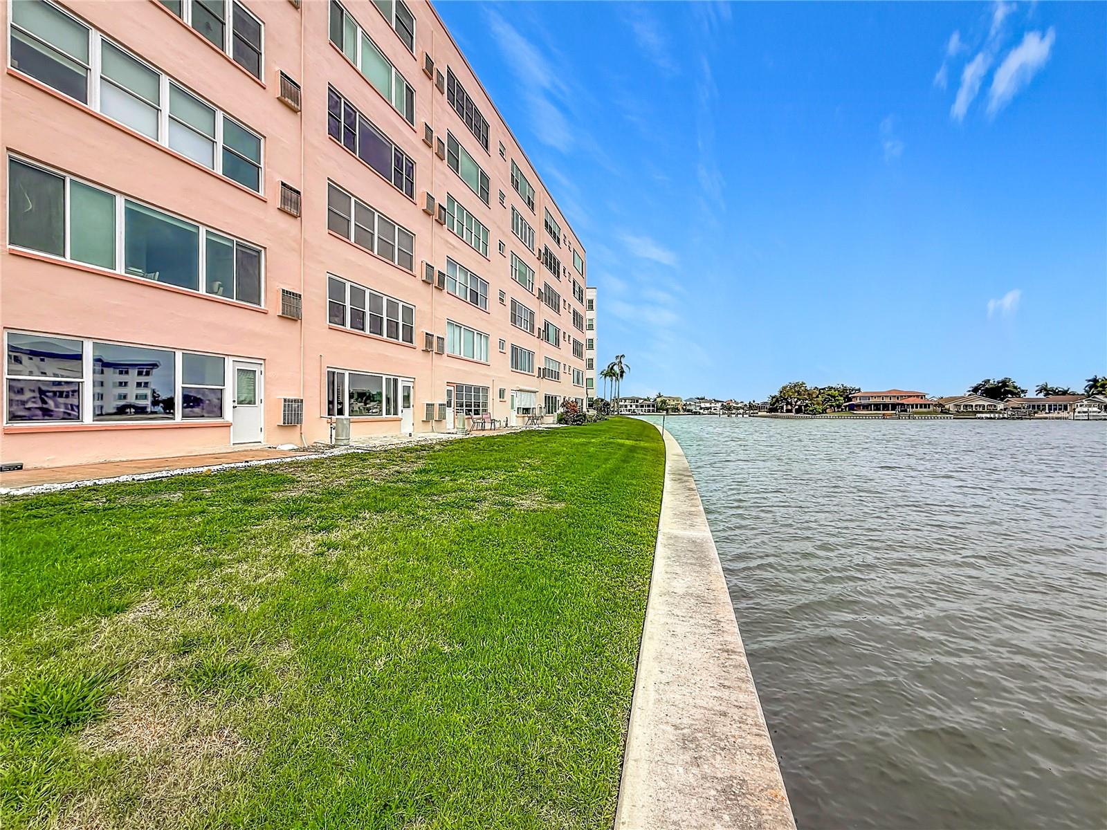 6025 Shore Blvd S #106 Property Photo 49