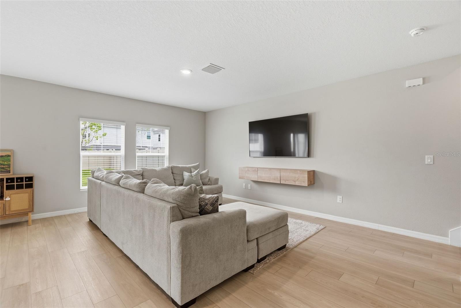 12950 Pasture Woods Pl Property Photo 5