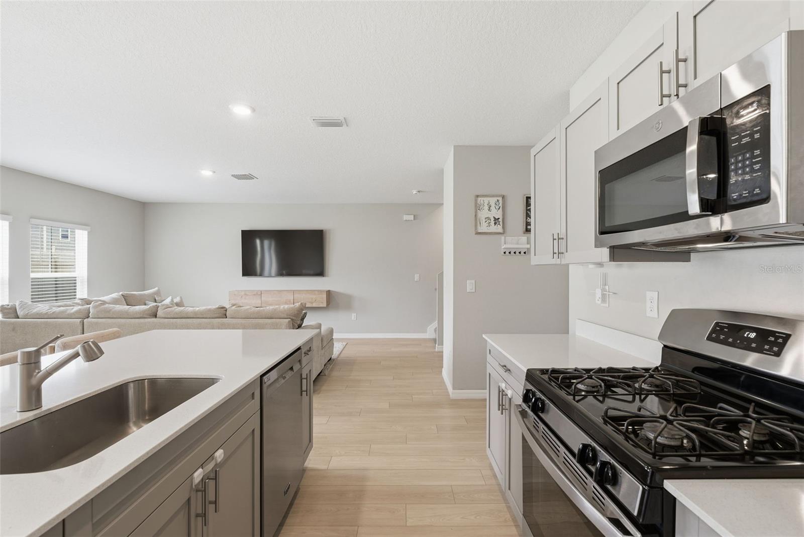 12950 Pasture Woods Pl Property Photo 9
