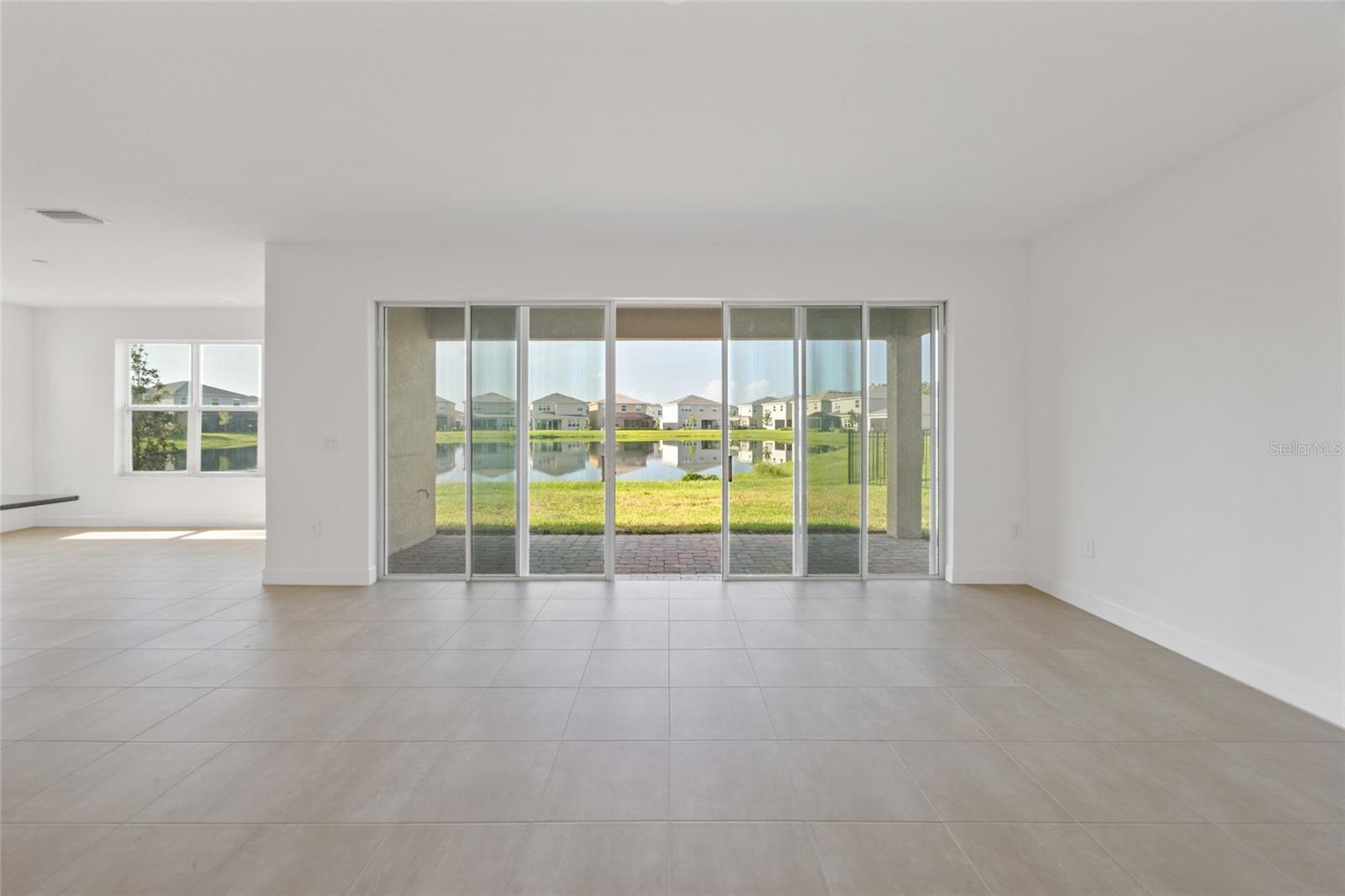 32684 Tamarind Grove Ln Property Photo 8