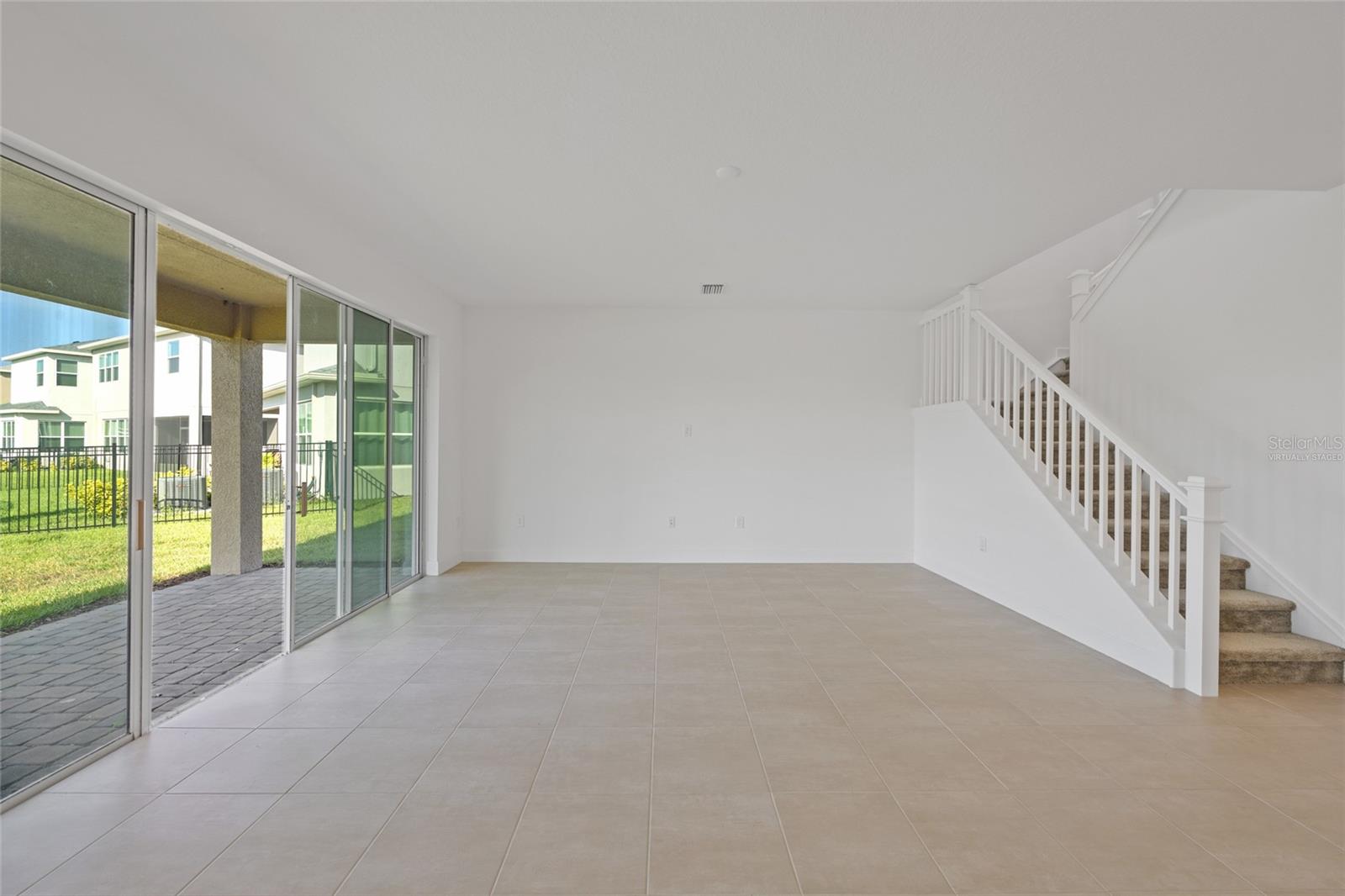 32684 Tamarind Grove Ln Property Photo 12