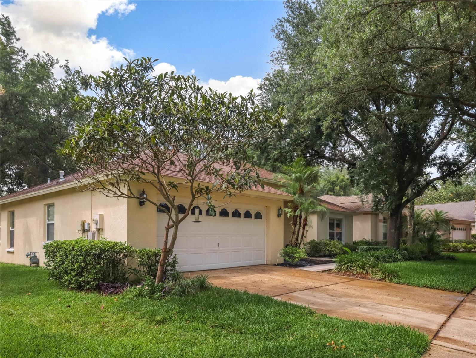 10110 Whisper Pointe Dr Property Photo 3