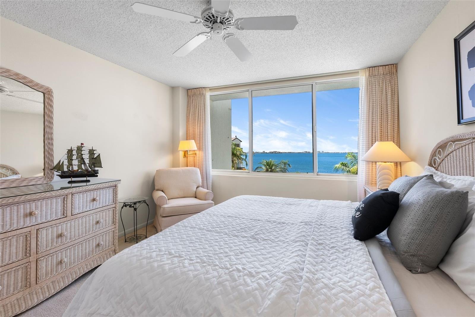 5155 Isla Key Blvd S #304 Property Photo 10