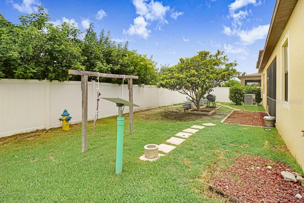 13931 Felix Will Rd Property Photo 17