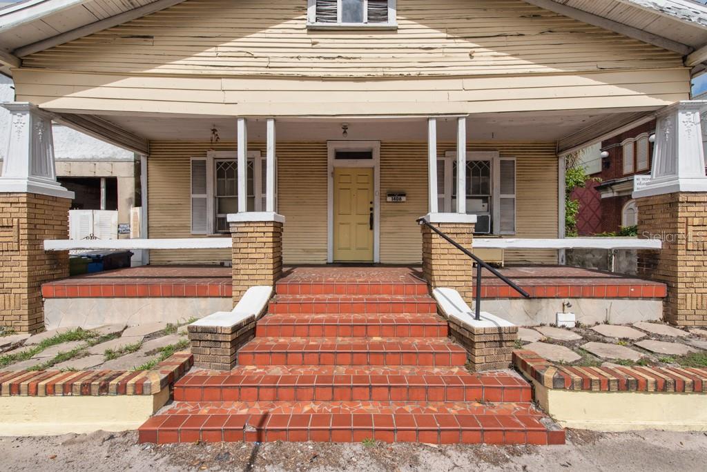 1406 N Howard Ave Property Photo 10