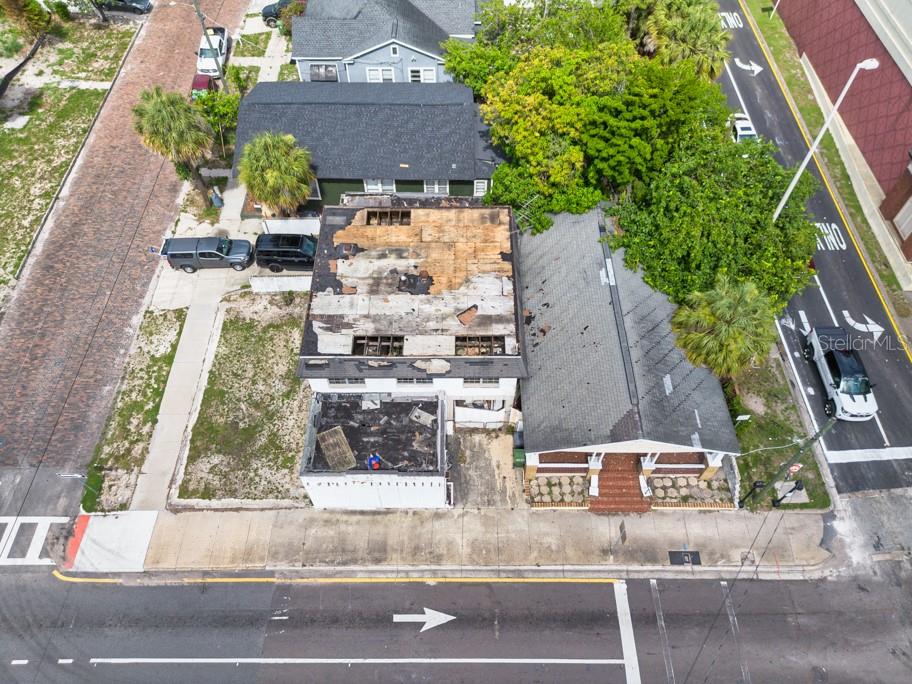 1406 N Howard Ave Property Photo 51