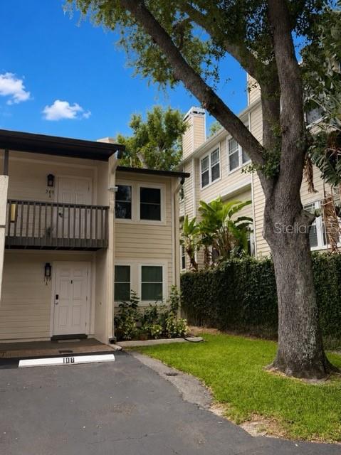 527 S LINCOLN AVE #A208 Property Photo 1