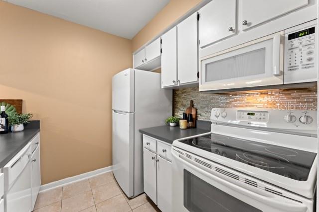 527 S Lincoln Ave #a208 Property Photo 9