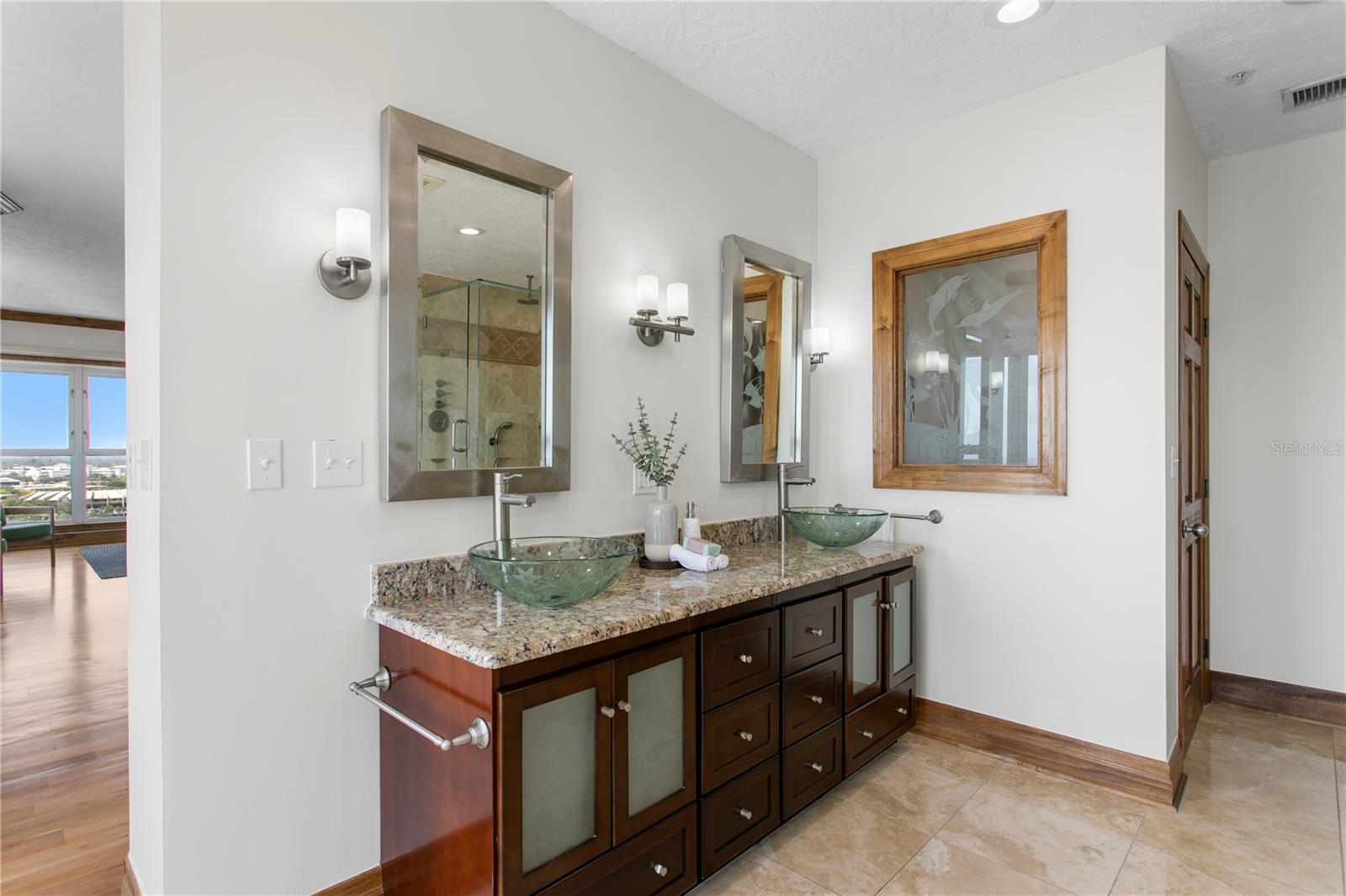 288 Beach Dr Ne #ph-2a Property Photo 31