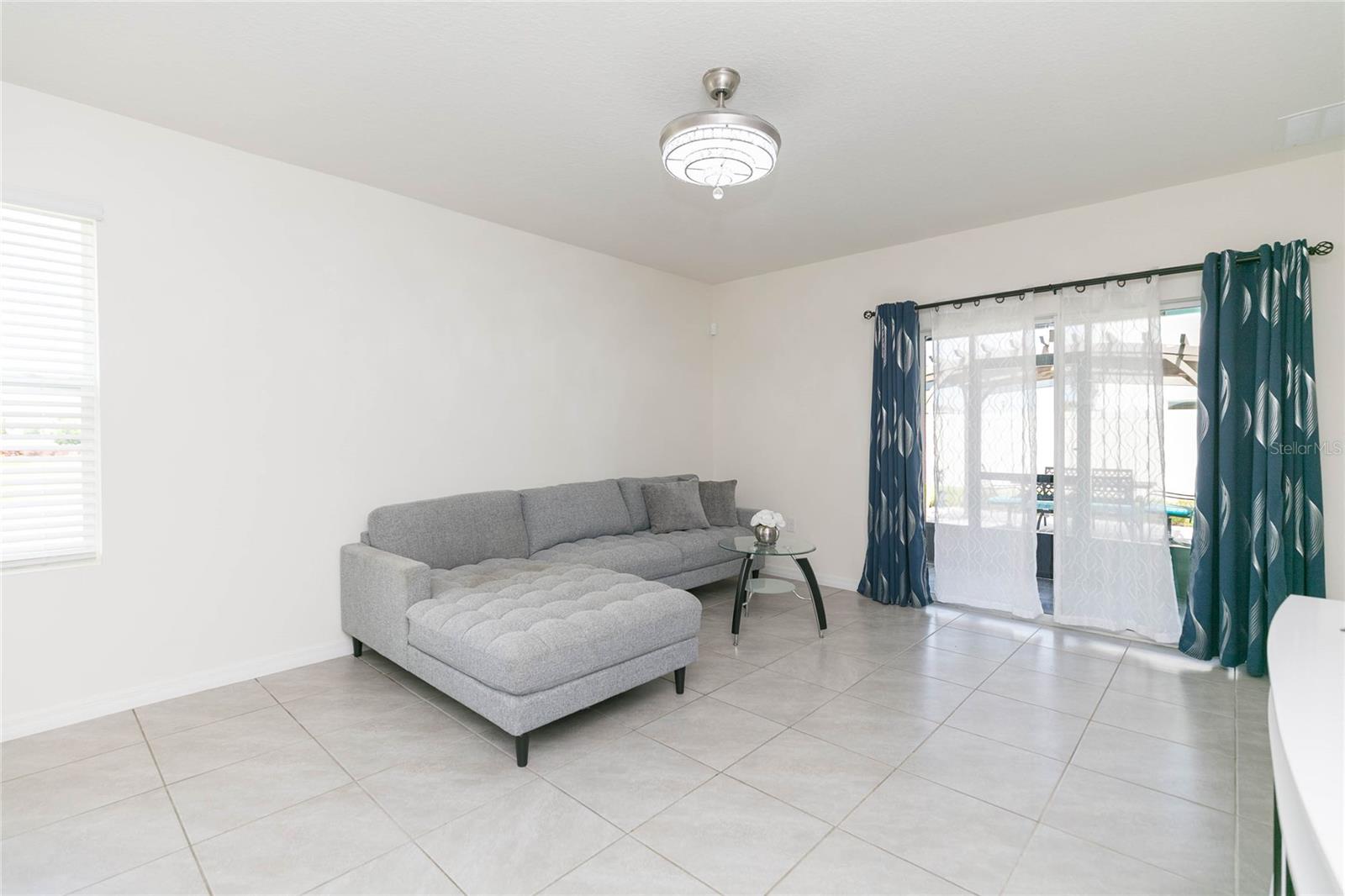 2839 Maiden Grass Isle Property Photo 21