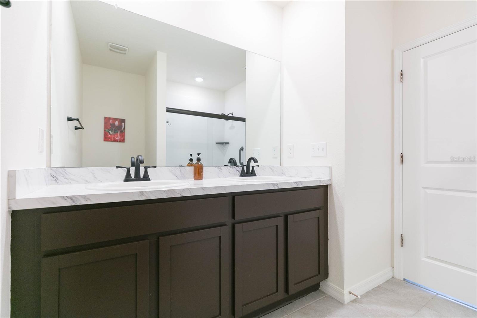 2839 Maiden Grass Isle Property Photo 32
