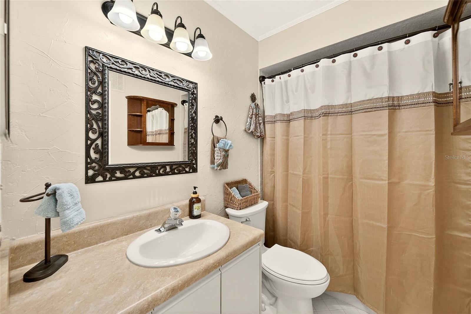 1801 E Lake Rd #10f Property Photo 27