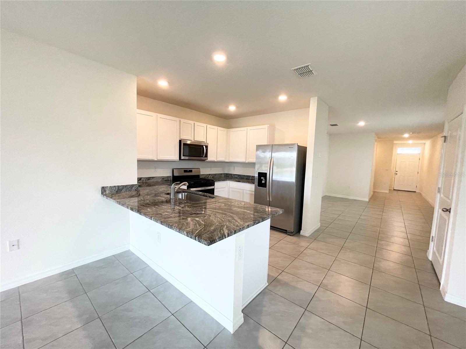35759 Sunflower Hill Dr Property Photo 4