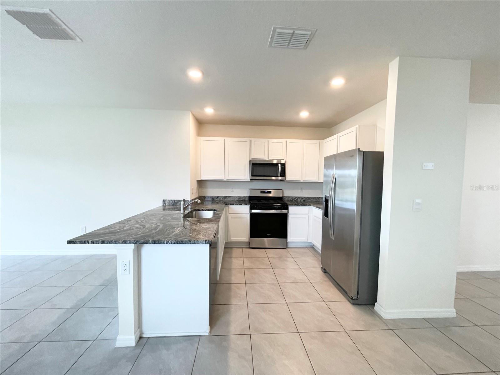 35759 Sunflower Hill Dr Property Photo 6