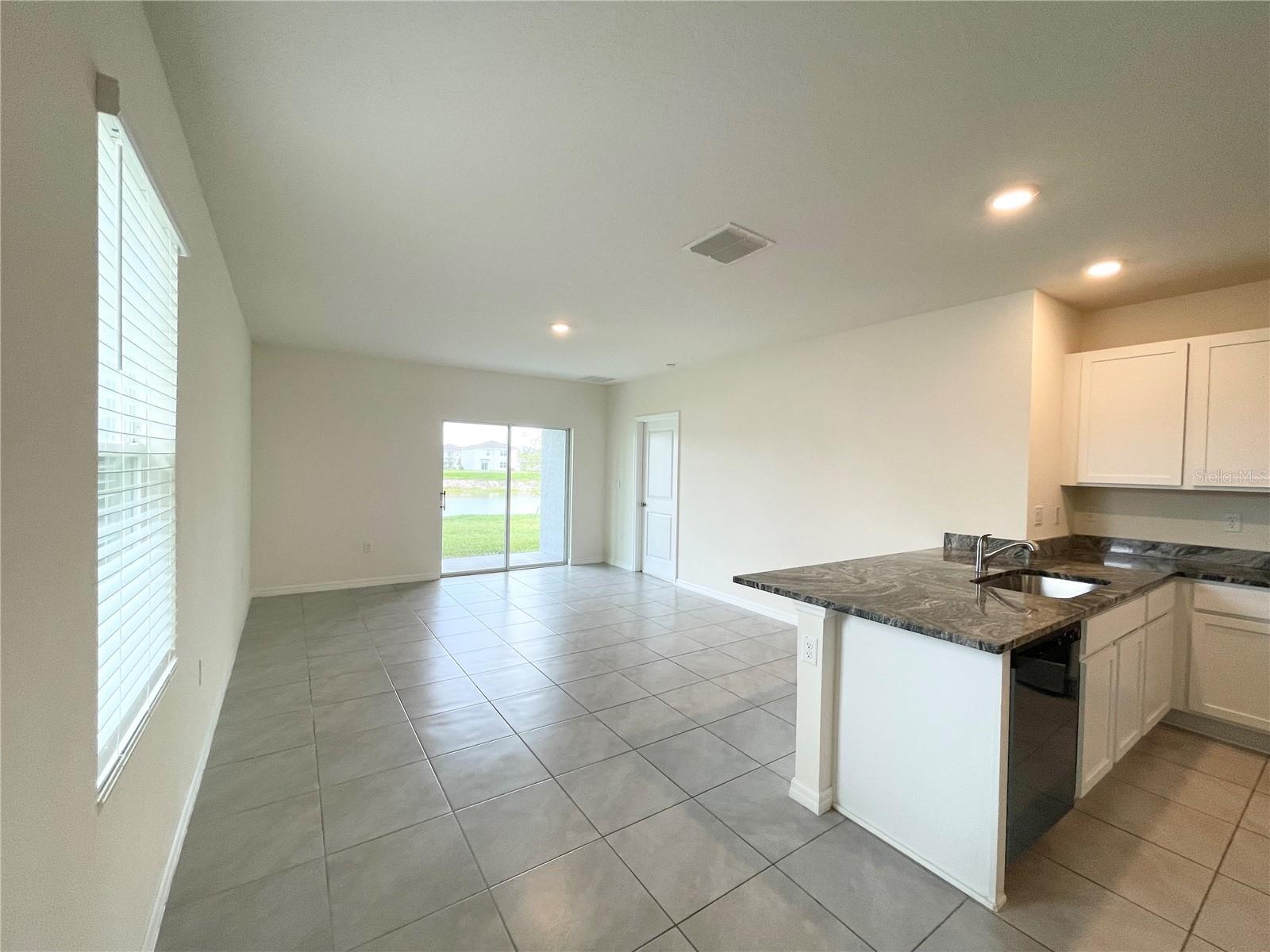 35759 Sunflower Hill Dr Property Photo 7