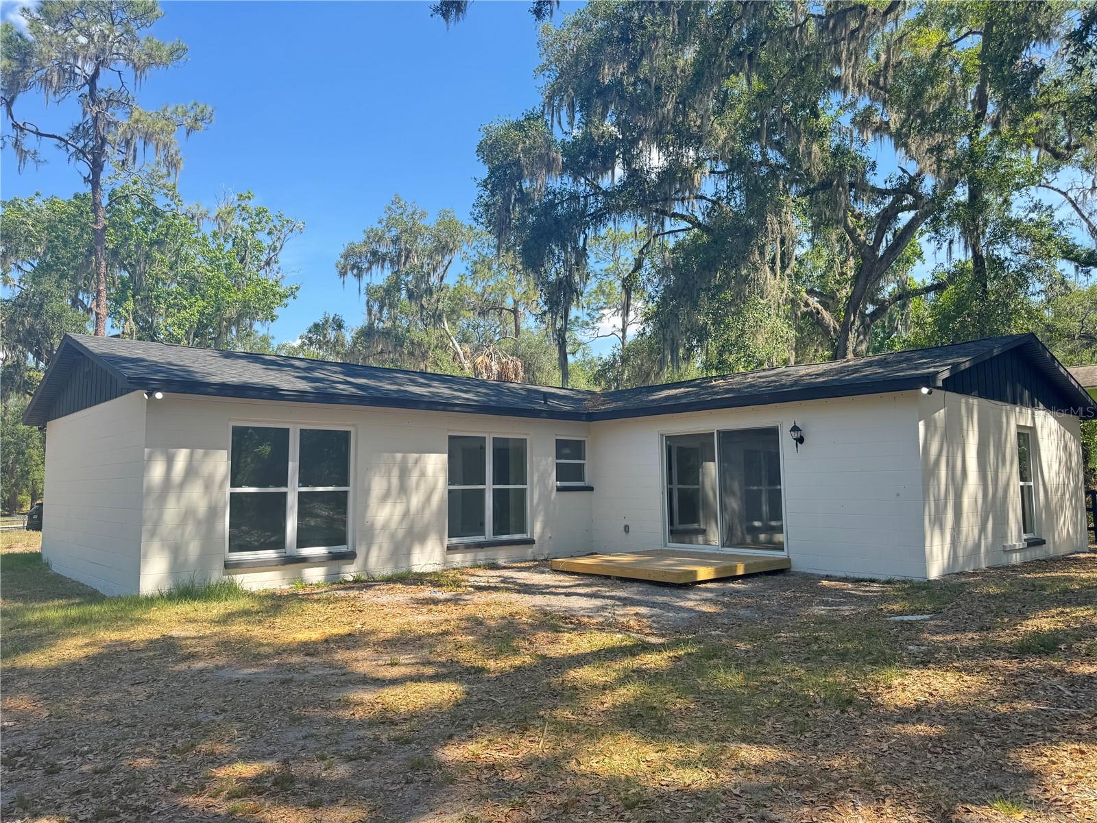 4405 Coconut Cove Pl Property Photo 3