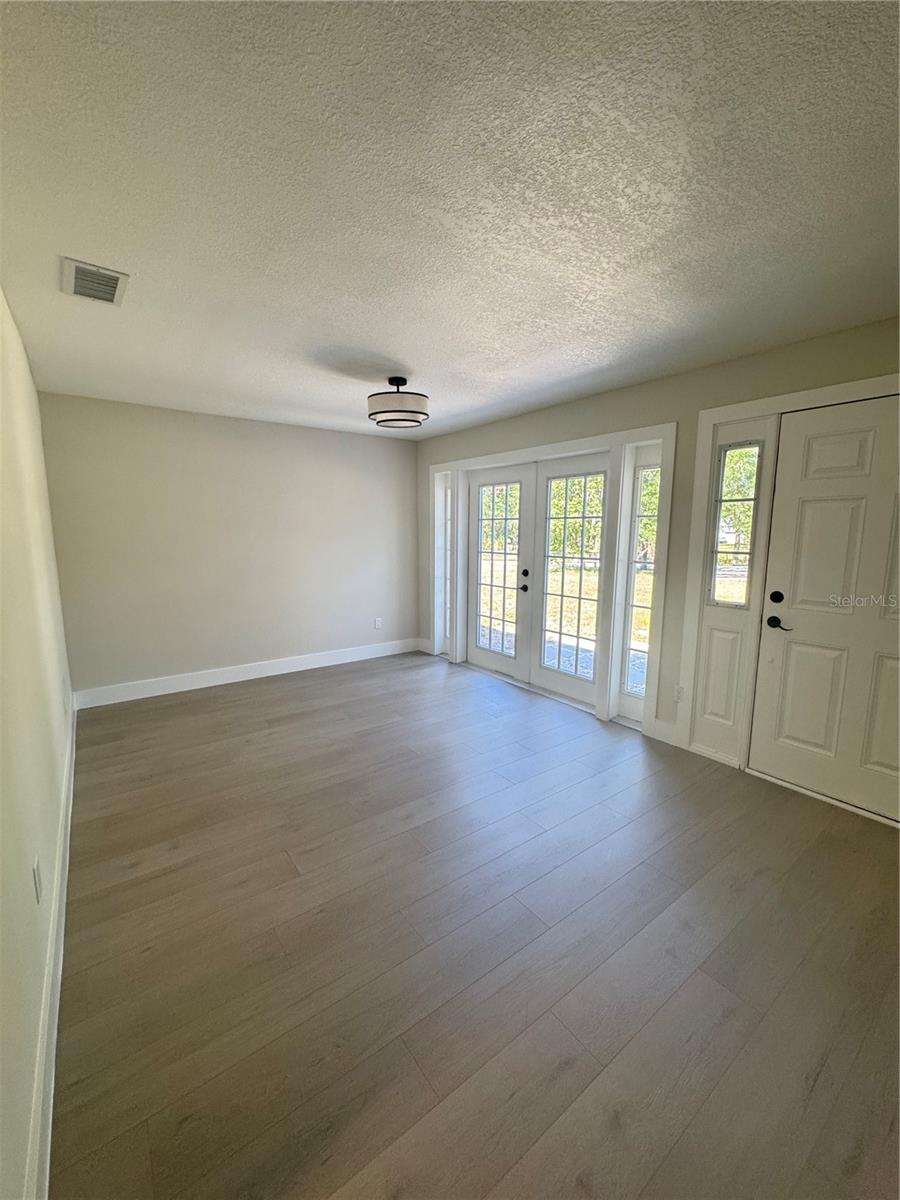 4405 Coconut Cove Pl Property Photo 6