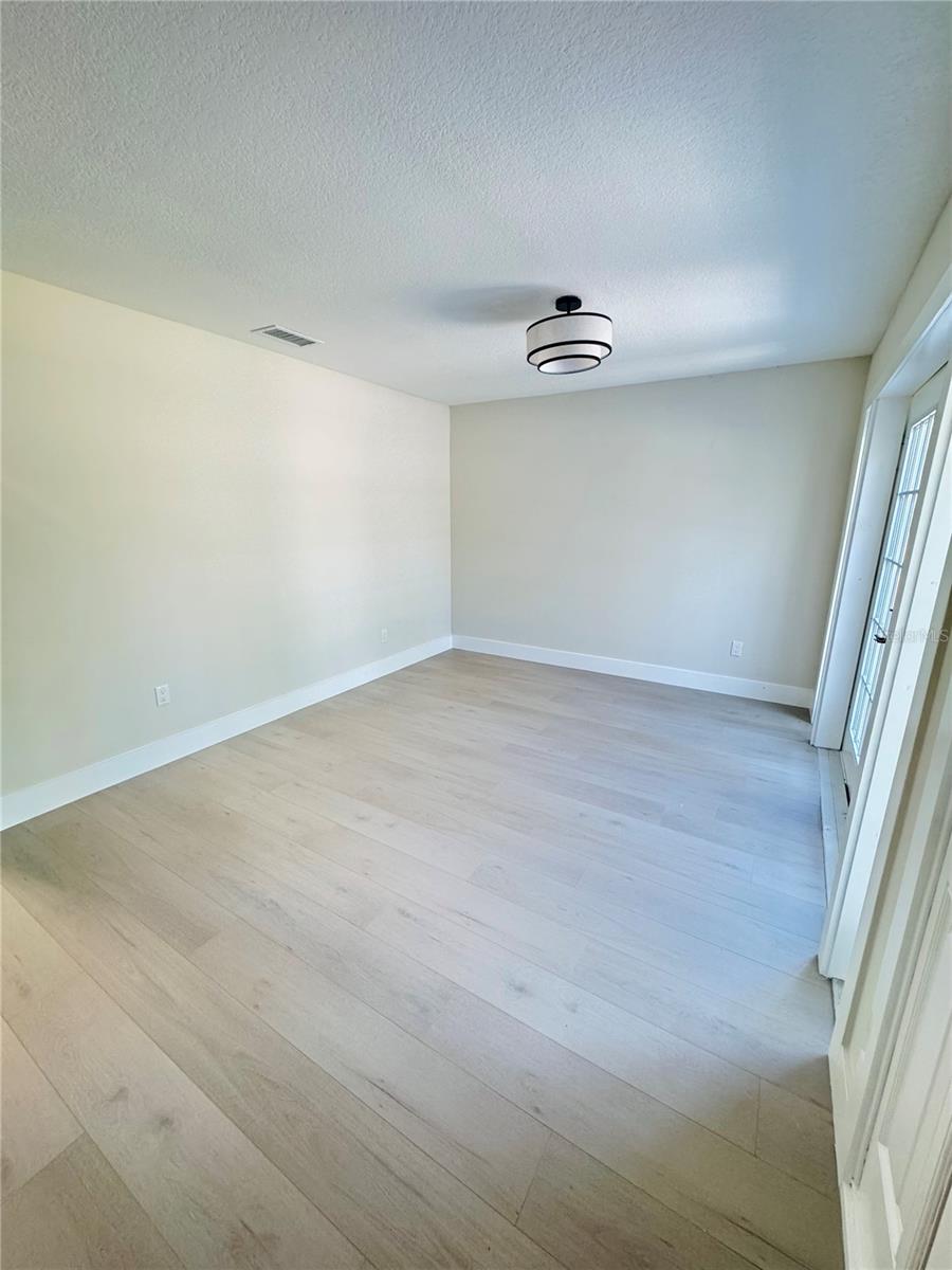 4405 Coconut Cove Pl Property Photo 7