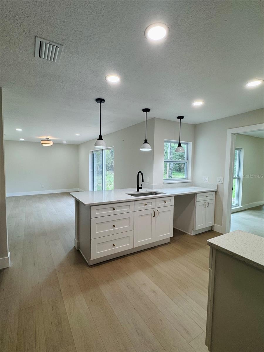 4405 Coconut Cove Pl Property Photo 9