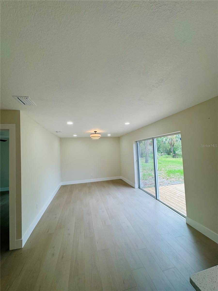4405 Coconut Cove Pl Property Photo 23