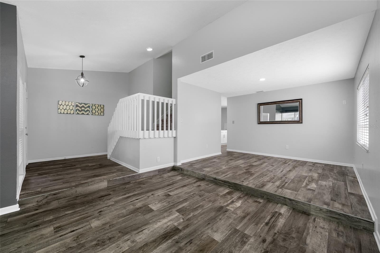 15816 Hound Horn Ln Property Photo 13