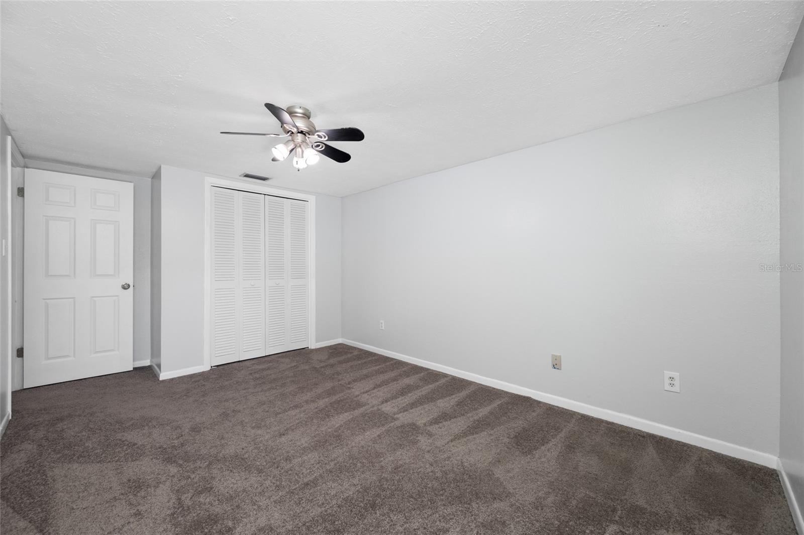 15816 Hound Horn Ln Property Photo 54