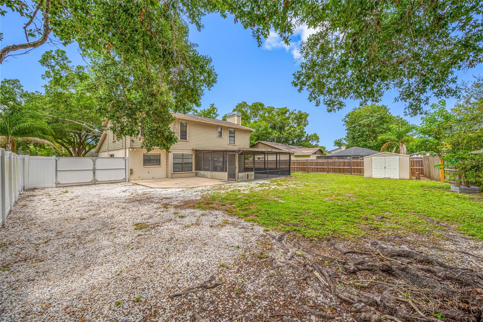 15816 Hound Horn Ln Property Photo 66