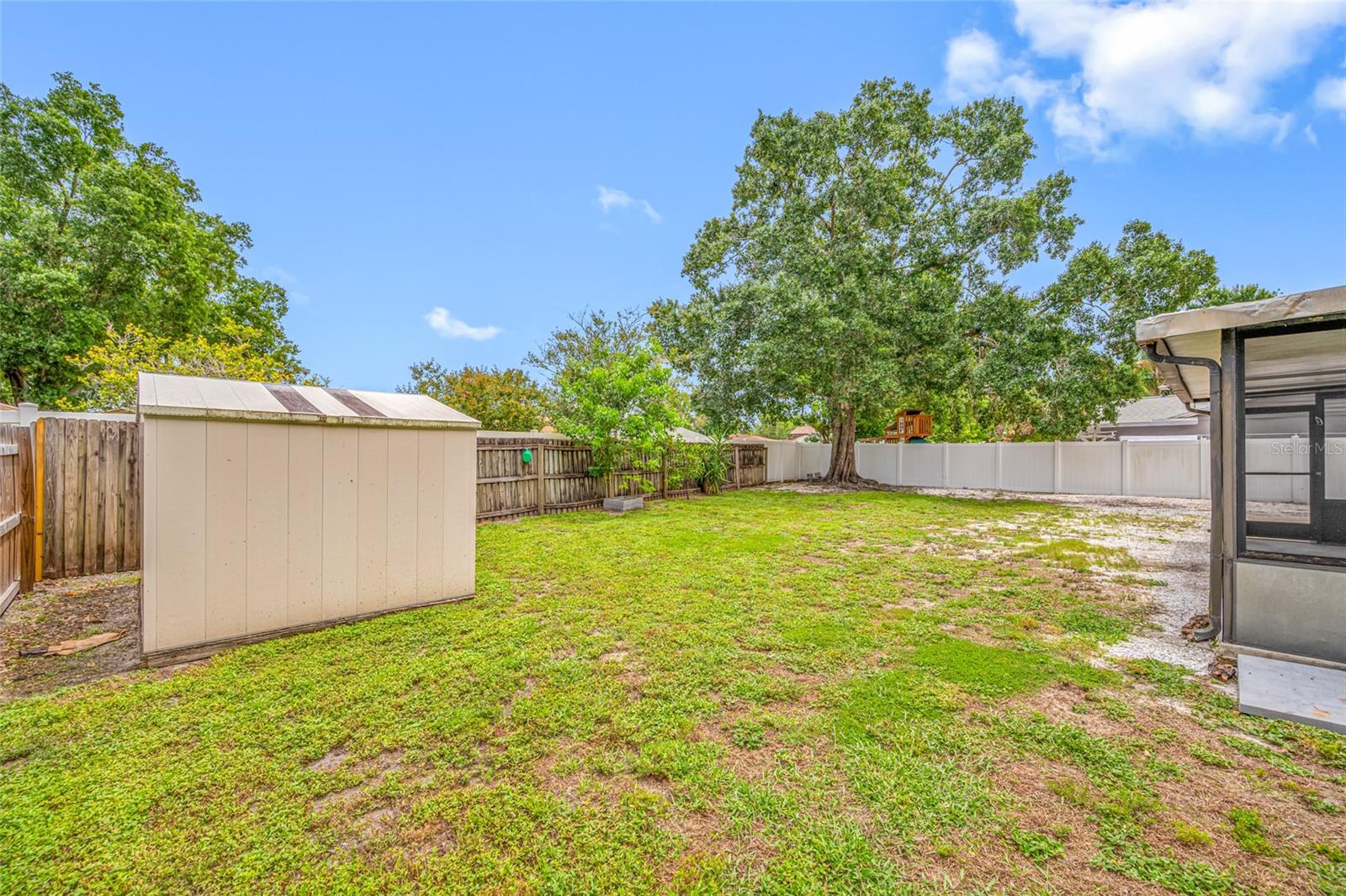 15816 Hound Horn Ln Property Photo 68