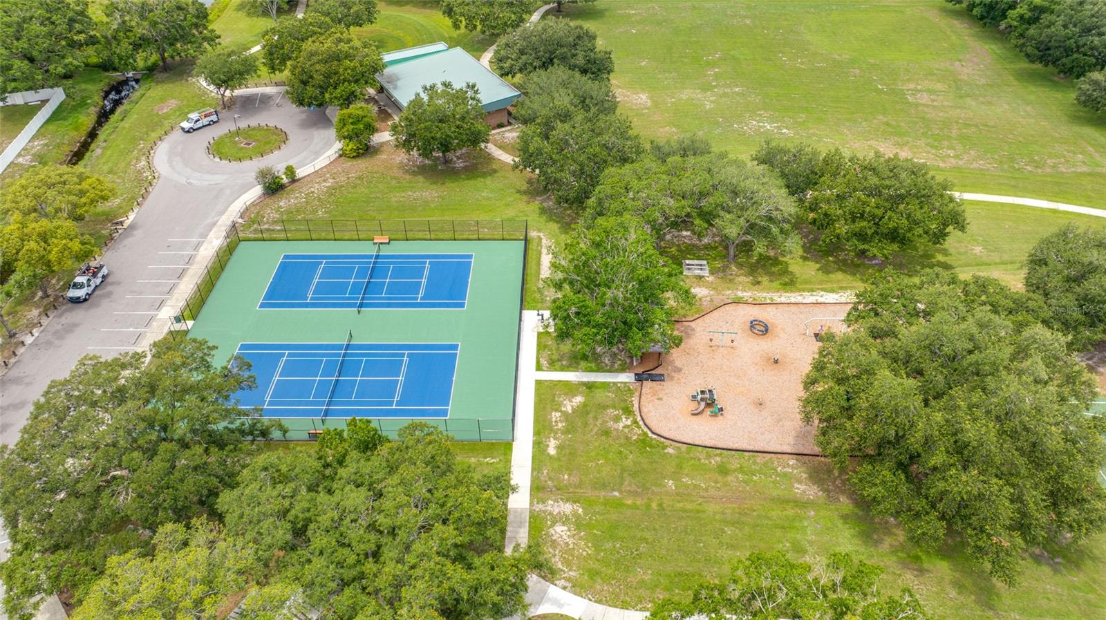 15816 Hound Horn Ln Property Photo 79