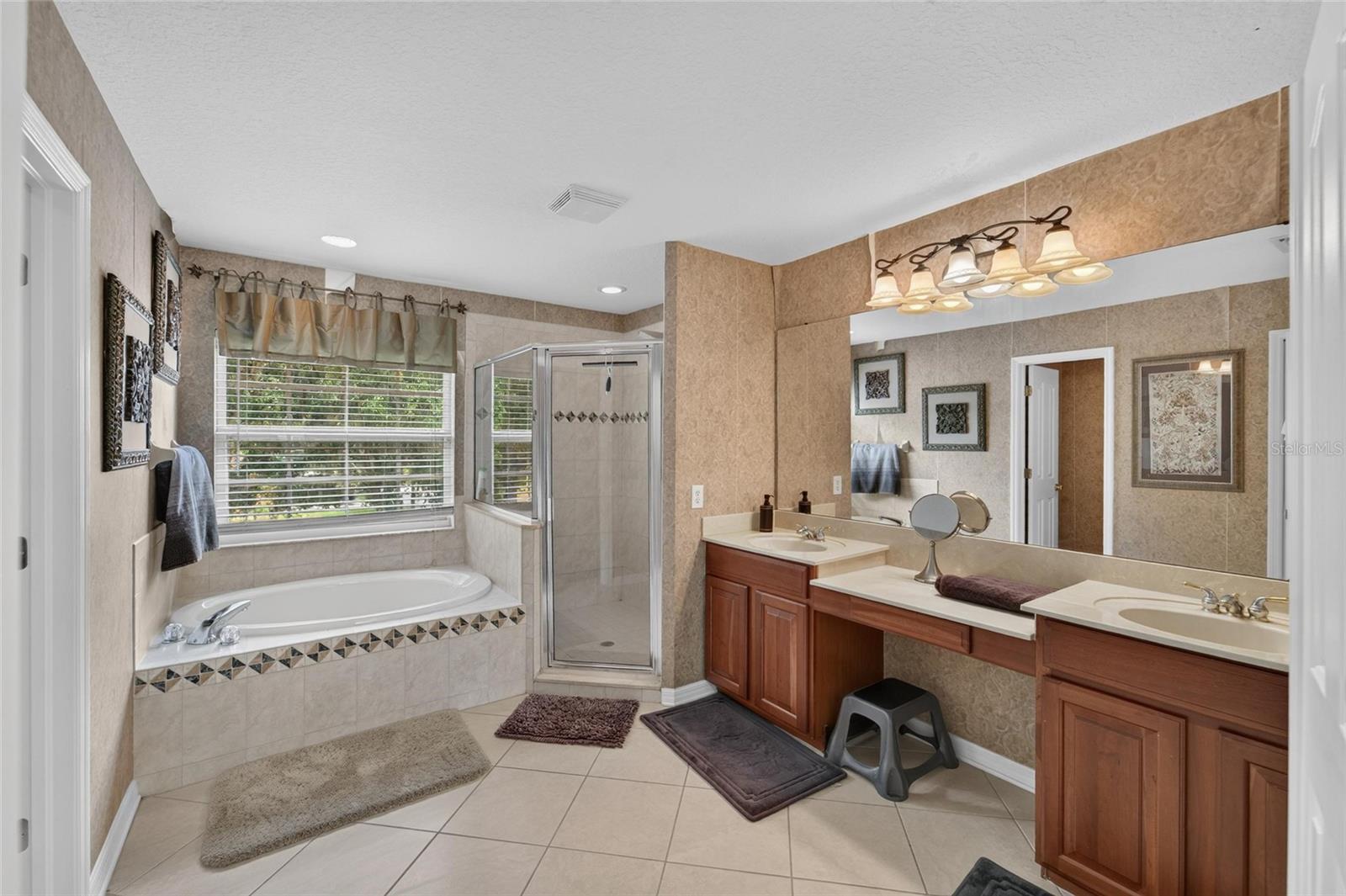 19128 Meadow Pine Dr Property Photo 27