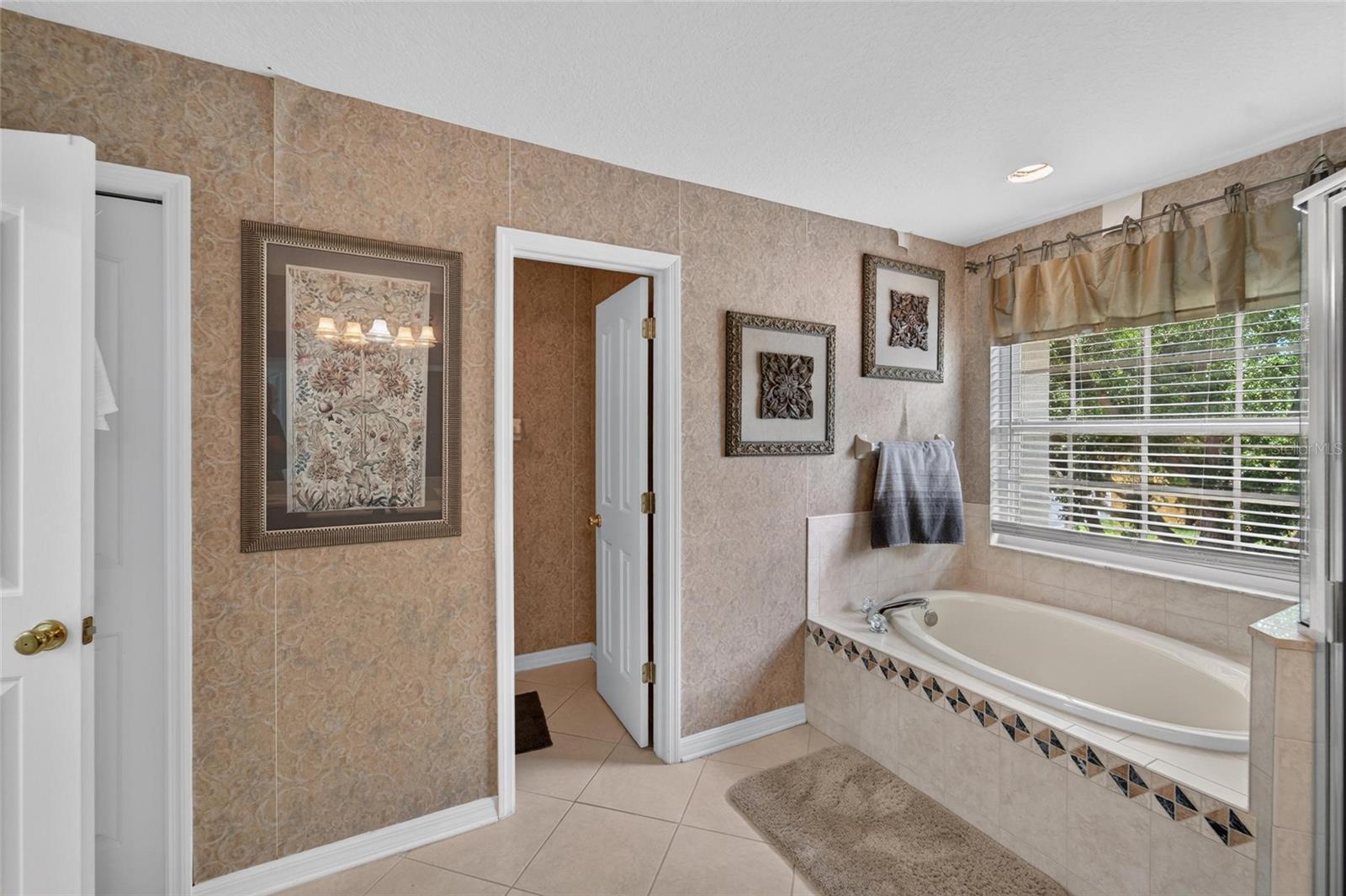 19128 Meadow Pine Dr Property Photo 28