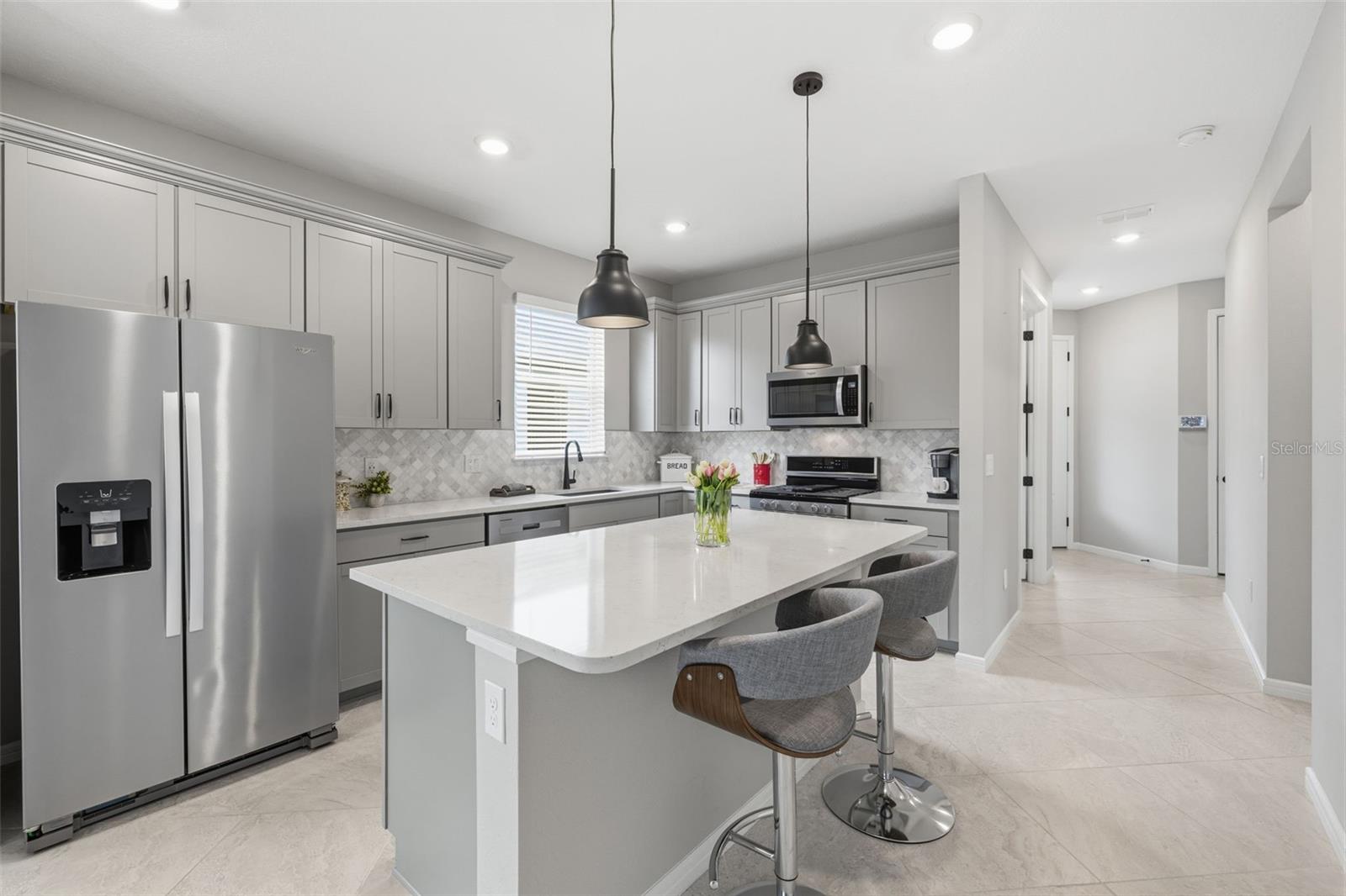 10462 Spring Tide Way Property Photo 2