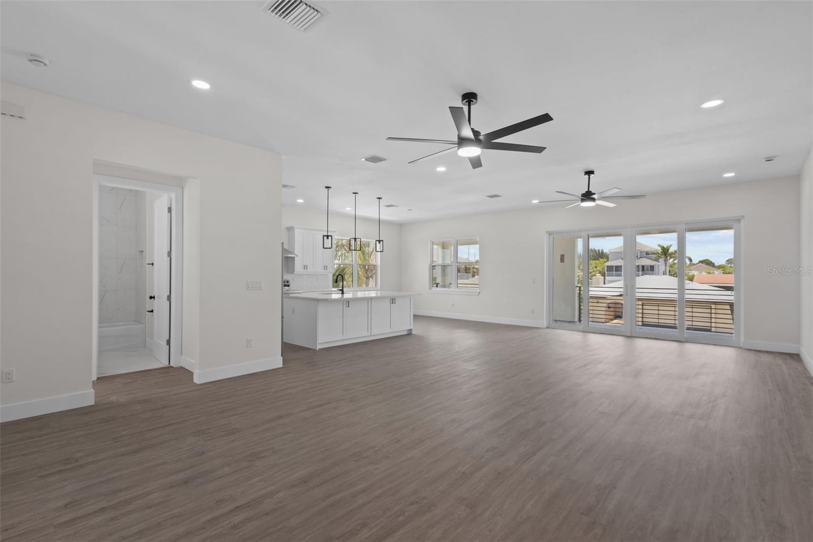 7414 Mako Dr Property Photo 5