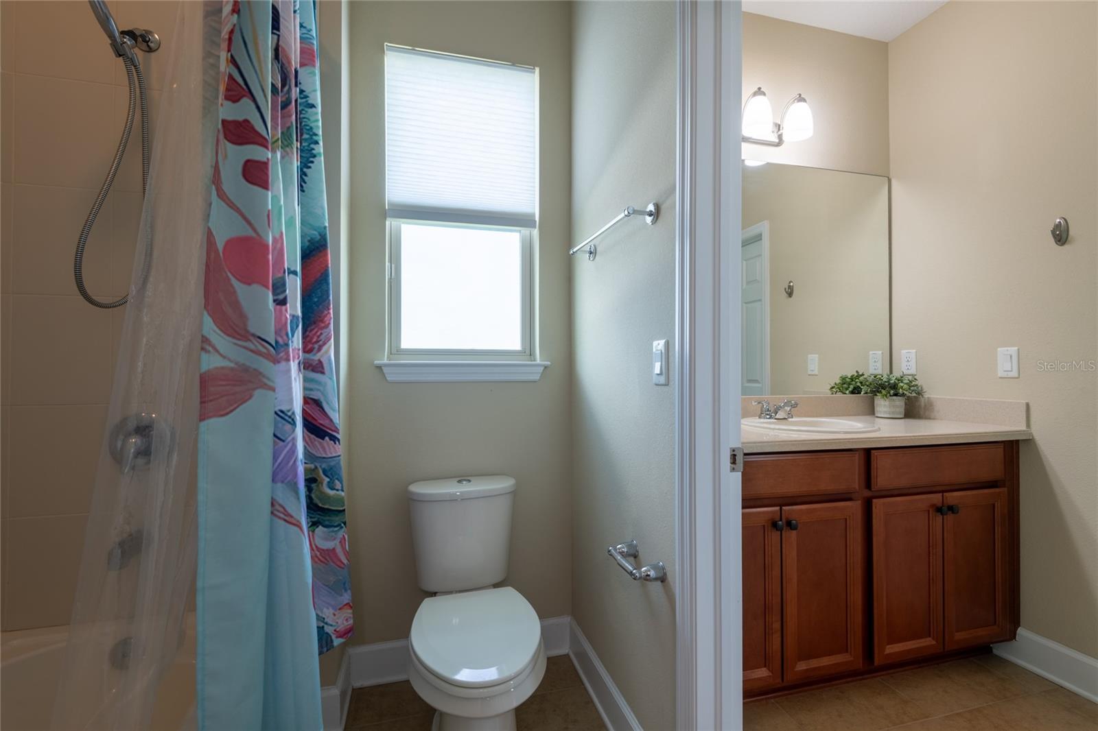 11807 Cross Vine Dr Property Photo 45