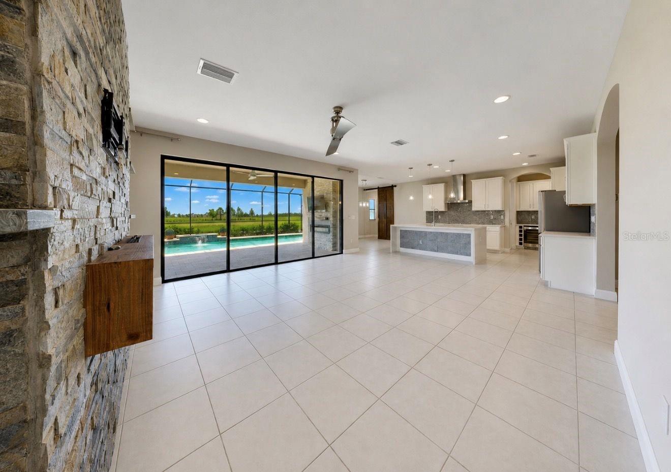 13107 Monach Isles Dr Property Photo 20