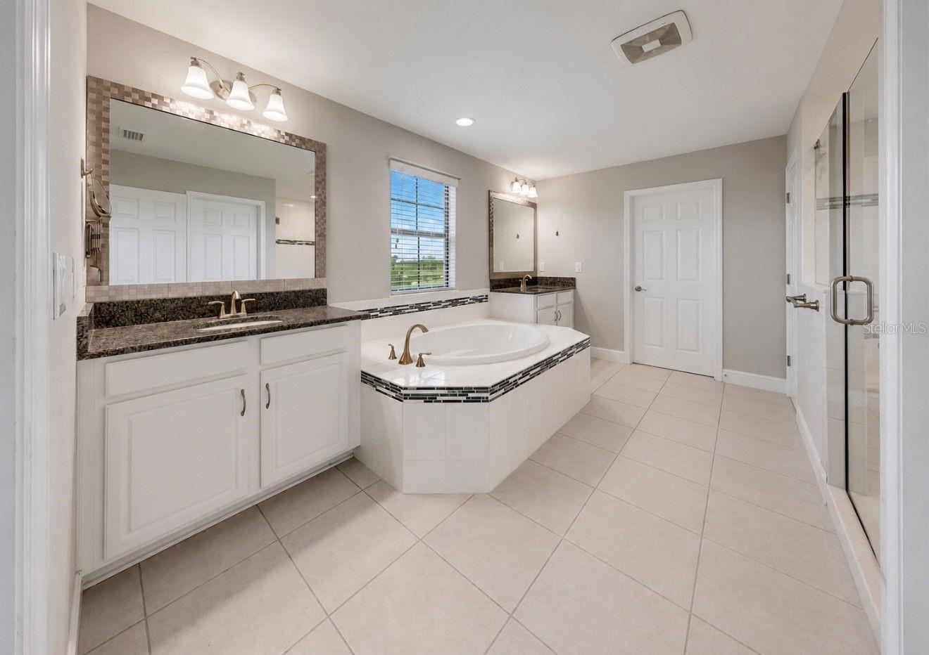 13107 Monach Isles Dr Property Photo 39
