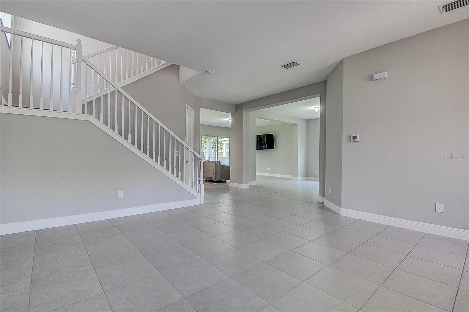 30932 Lindentree Dr Property Photo 7