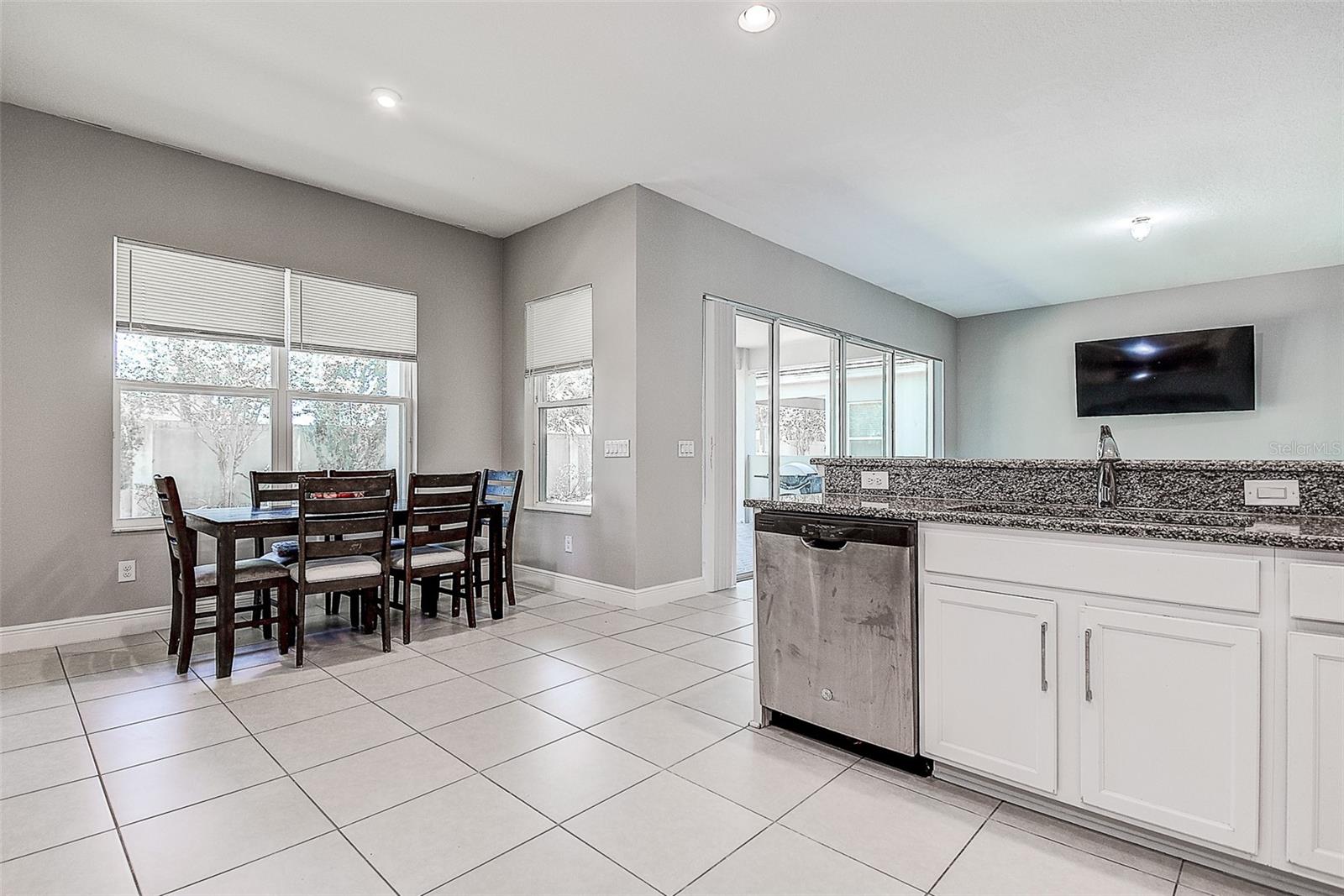 30932 Lindentree Dr Property Photo 15