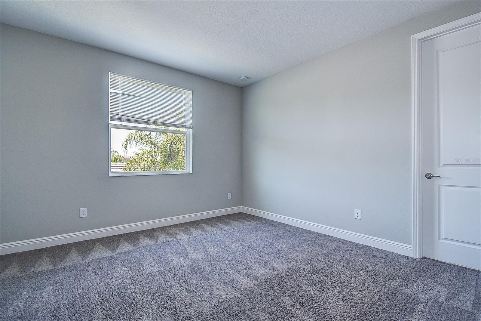 30932 Lindentree Dr Property Photo 27