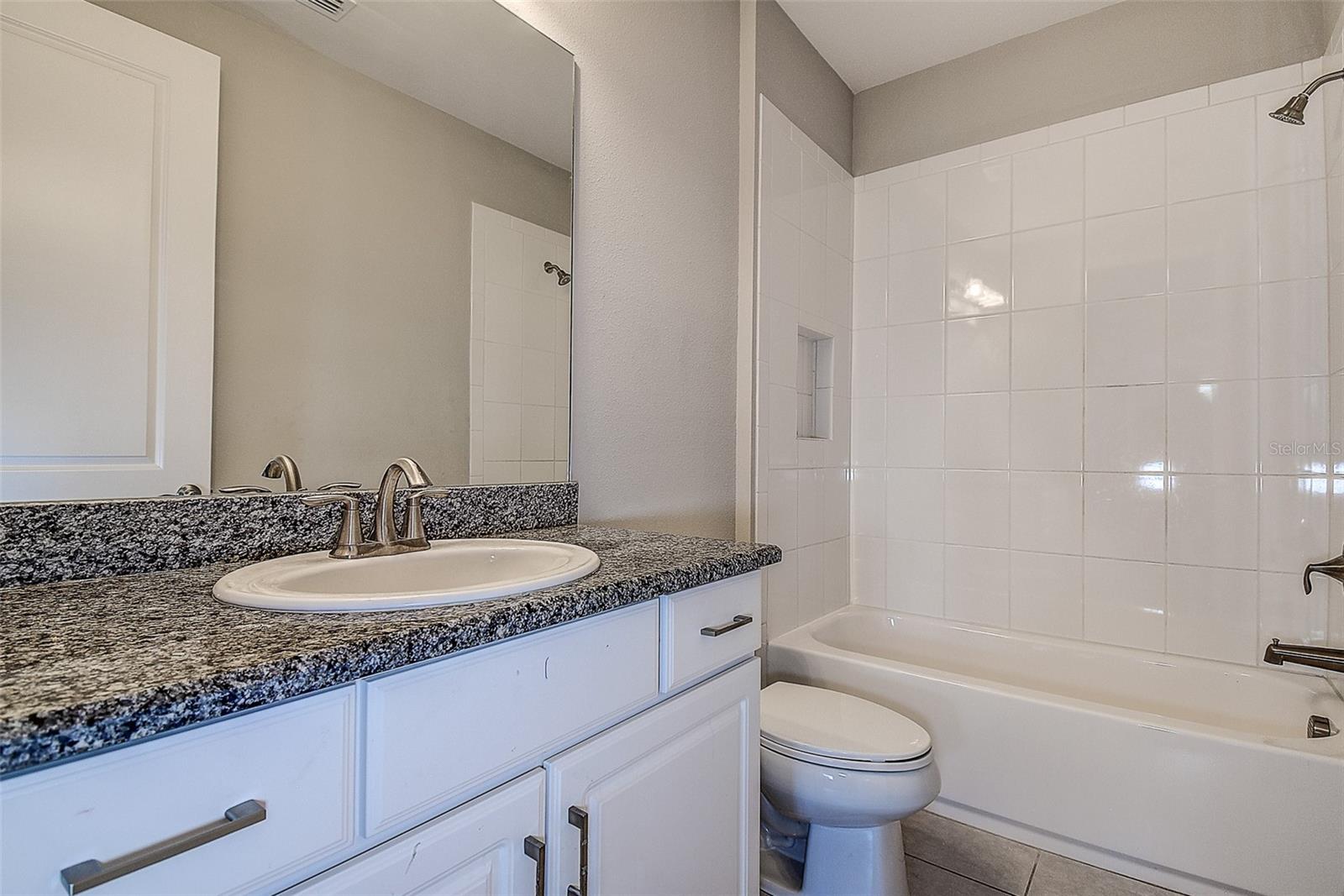 30932 Lindentree Dr Property Photo 29