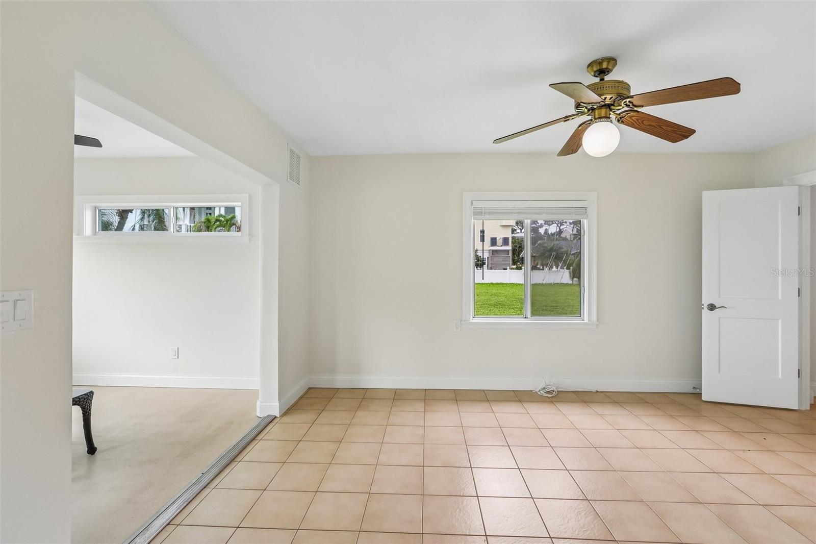 610 Indiana Ave Property Photo 38