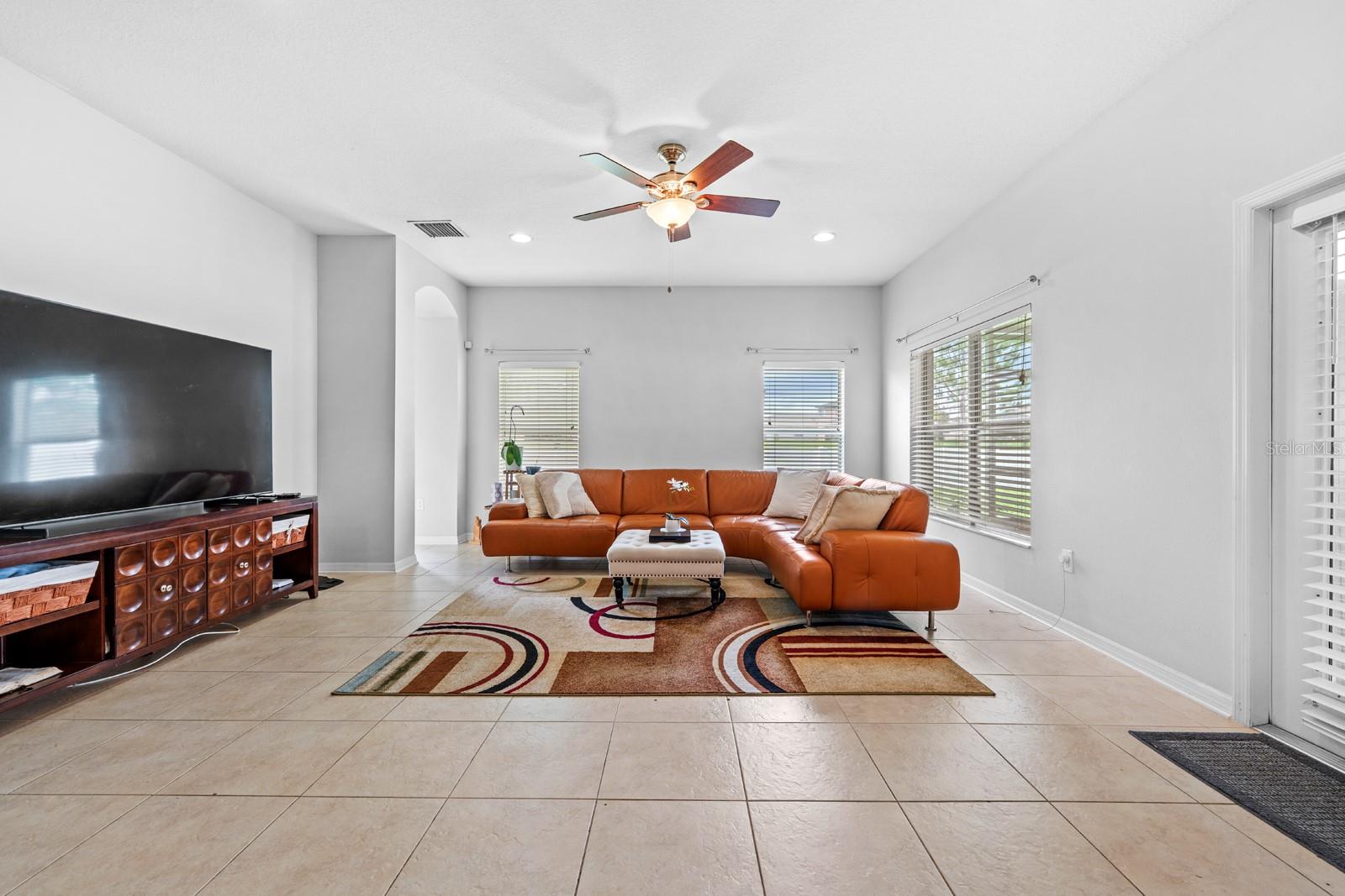 6751 Boulder Run Loop Property Photo 9