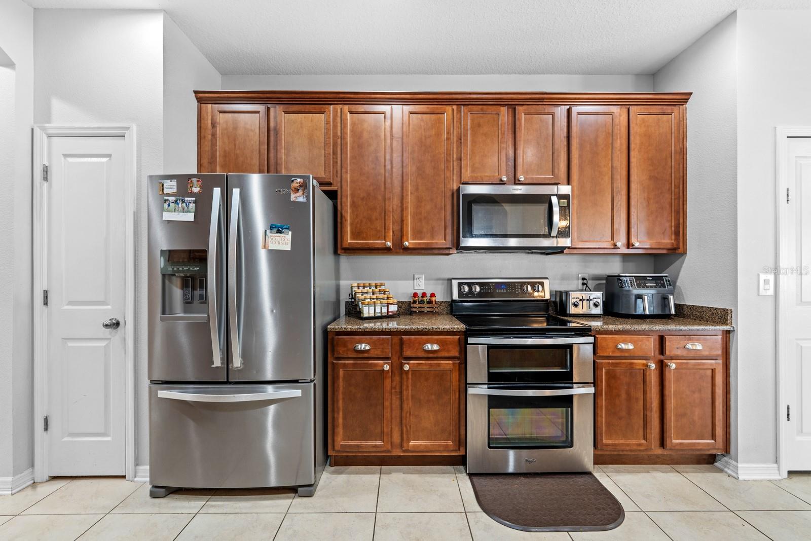 6751 Boulder Run Loop Property Photo 17