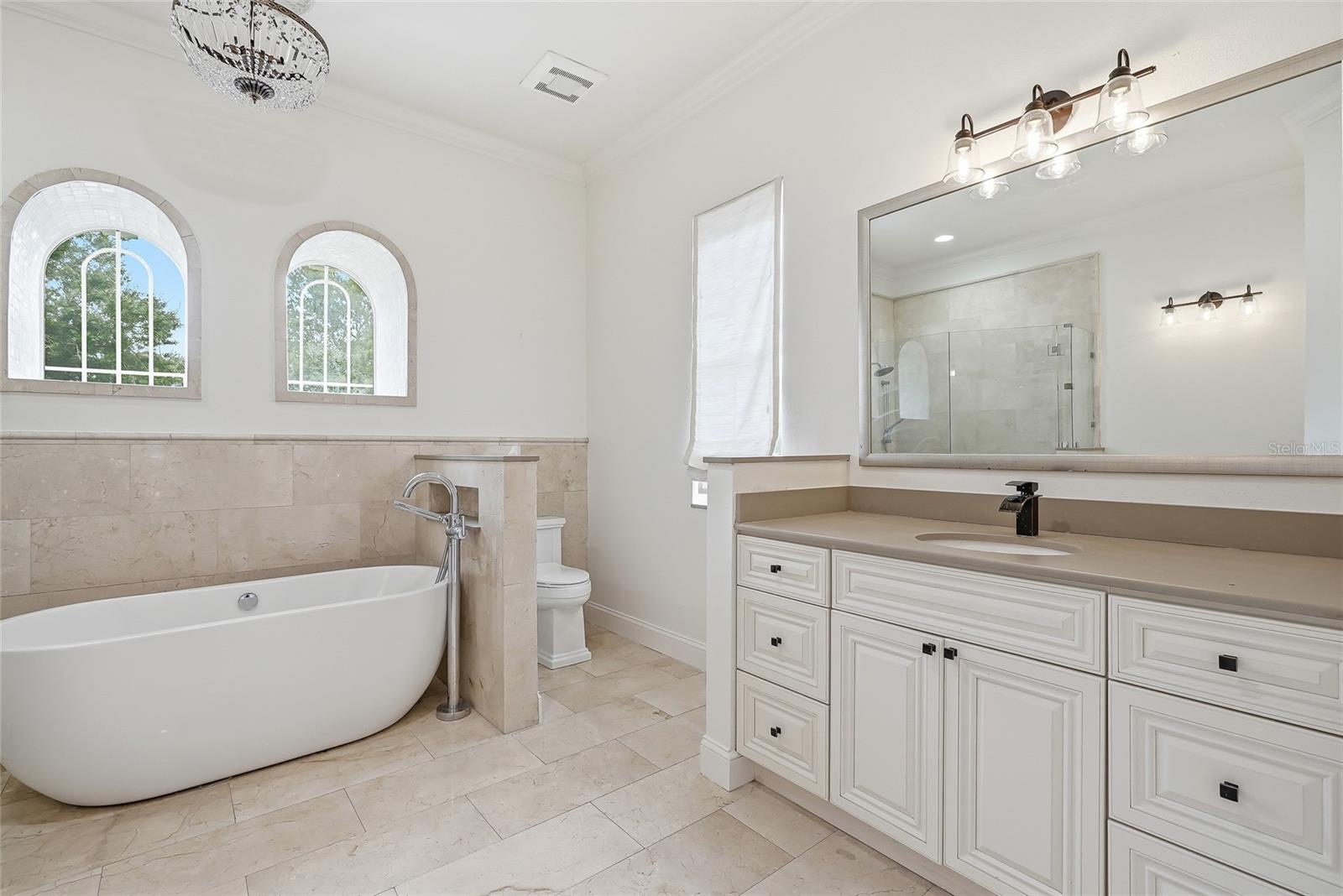23534 Gracewood Cir Property Photo 45