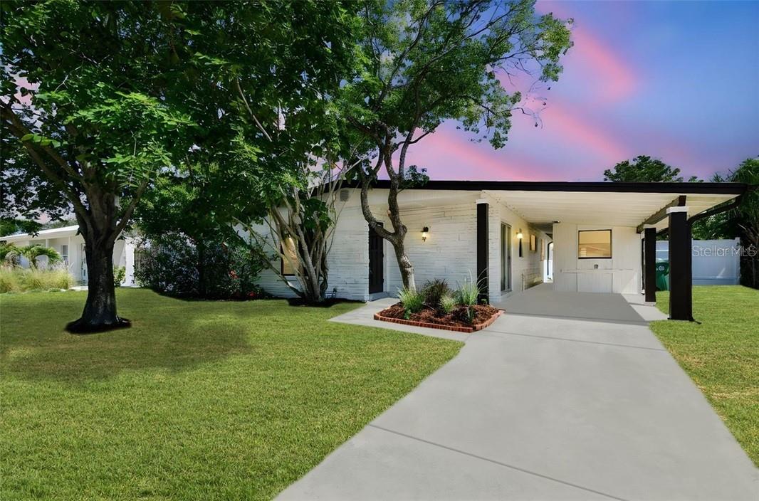 6551 S West Shore Cir Property Photo 1