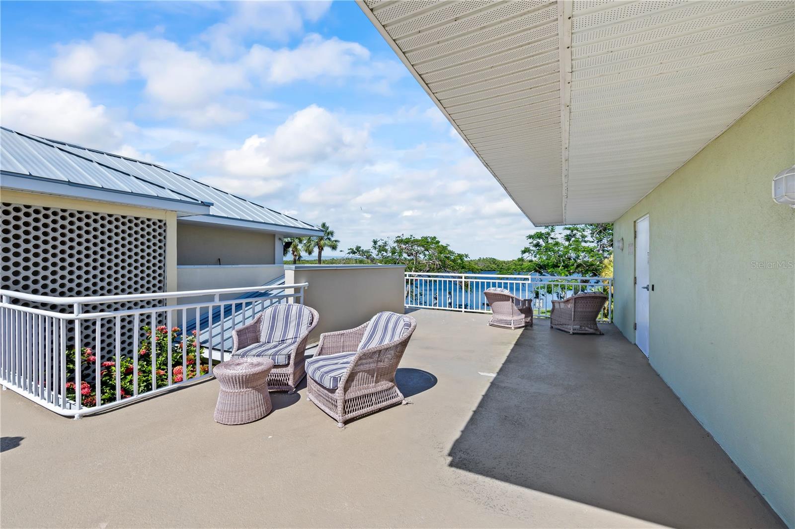 611 Destiny Dr #204 Property Photo 27
